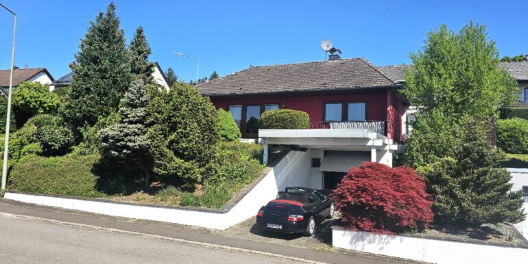Hausansicht Straßenseite