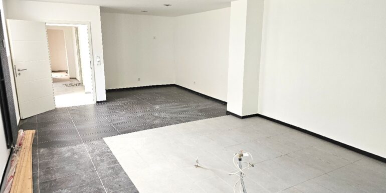 Blick Küche zum Essbereich