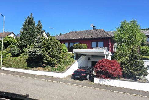 Hausansicht Straßenseite