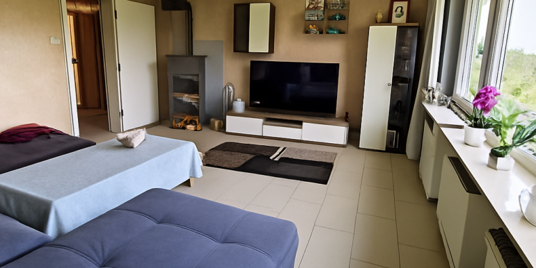 Wohnzimmer mit Kamin