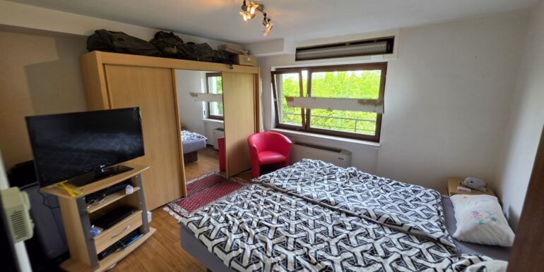 Schlafzimmer UG