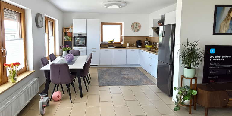Wohnzimmer mit Blick Küche OG
